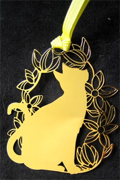 猫のしおり(ゴールド花)