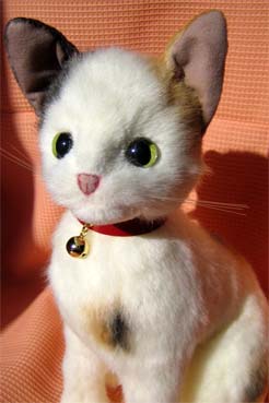 実物大猫のぬいぐるみ(ミケ猫)