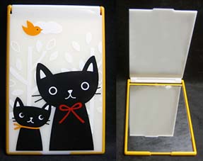 黒猫親子のミラー