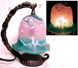 桜うさぎのガラスランプ