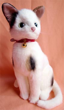 実物大猫のぬいぐるみ(ミケ猫)